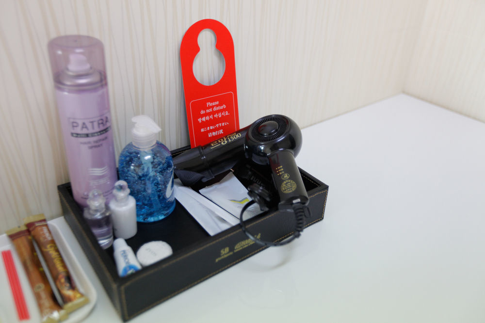 Sb House Hotell Suwon Eksteriør bilde